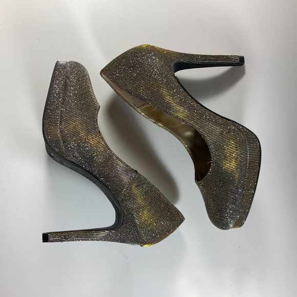 FIONI Nights Shimmering Gold/Silver Pumps Heels 7 - Picture 6 of 12